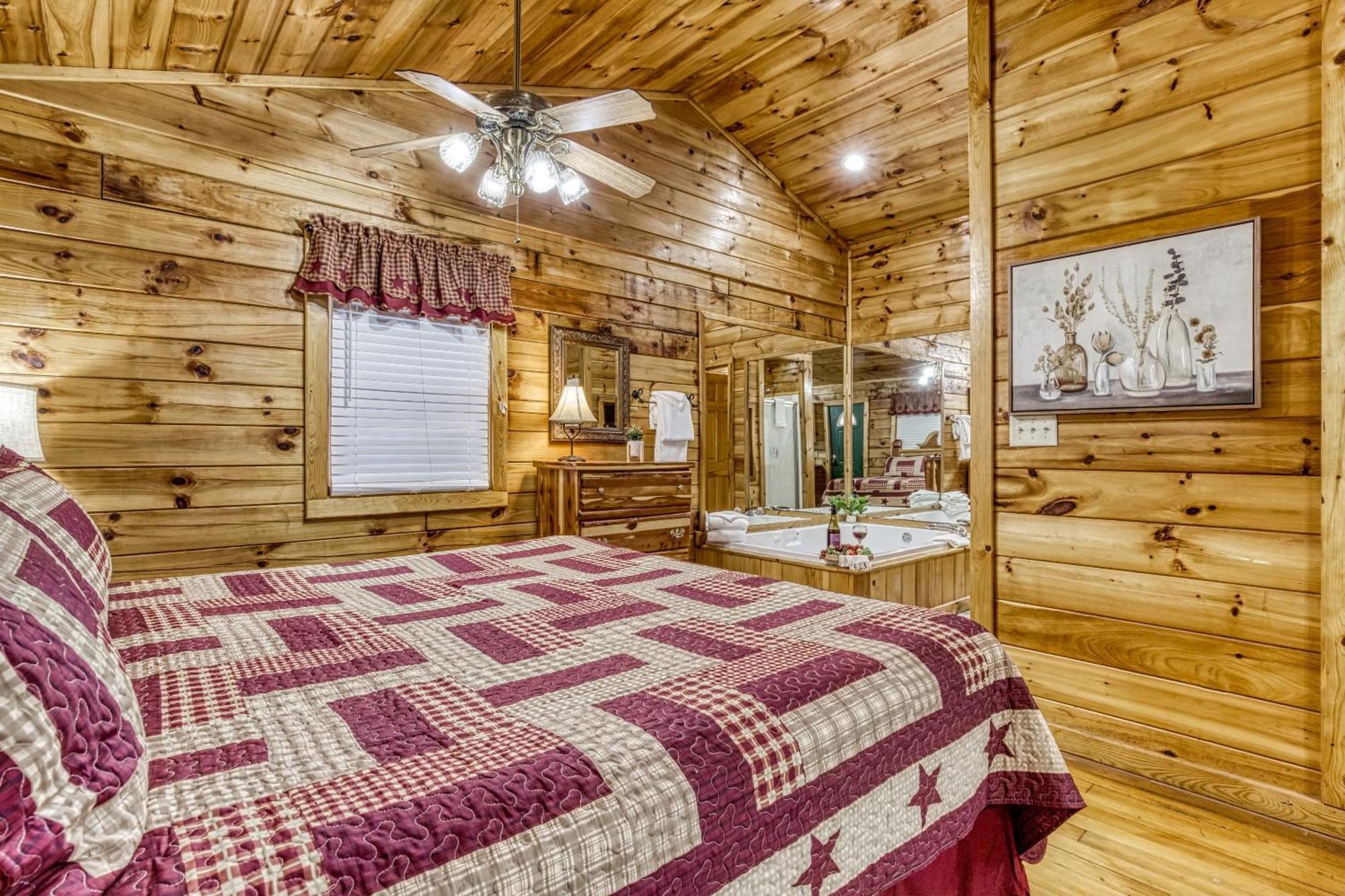 Romantic Retreat Гатлинбург Экстерьер фото